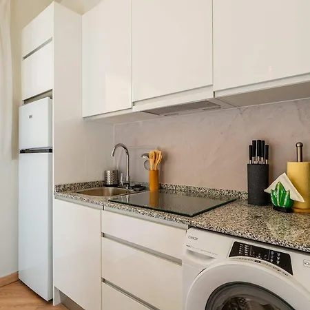 Apartament New Renovated - First Line